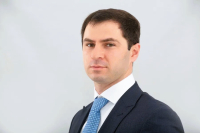 Тимур Агрба поздравил медицинских работников с профессиональным праздником